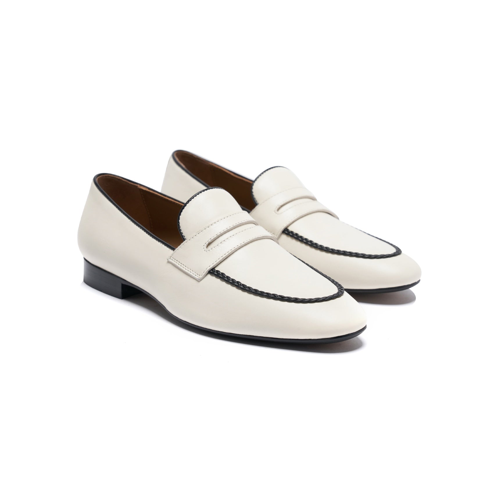 AiciBerllucci Penny Loafers for Women Comfort Flat Shoes Slip-on Women Loafers Shoes Casual Off White/Black